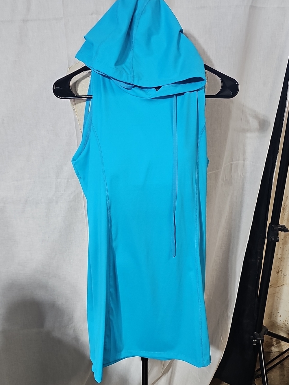 Sleeveless Hooded Shift Dress in Bright Turquoise
